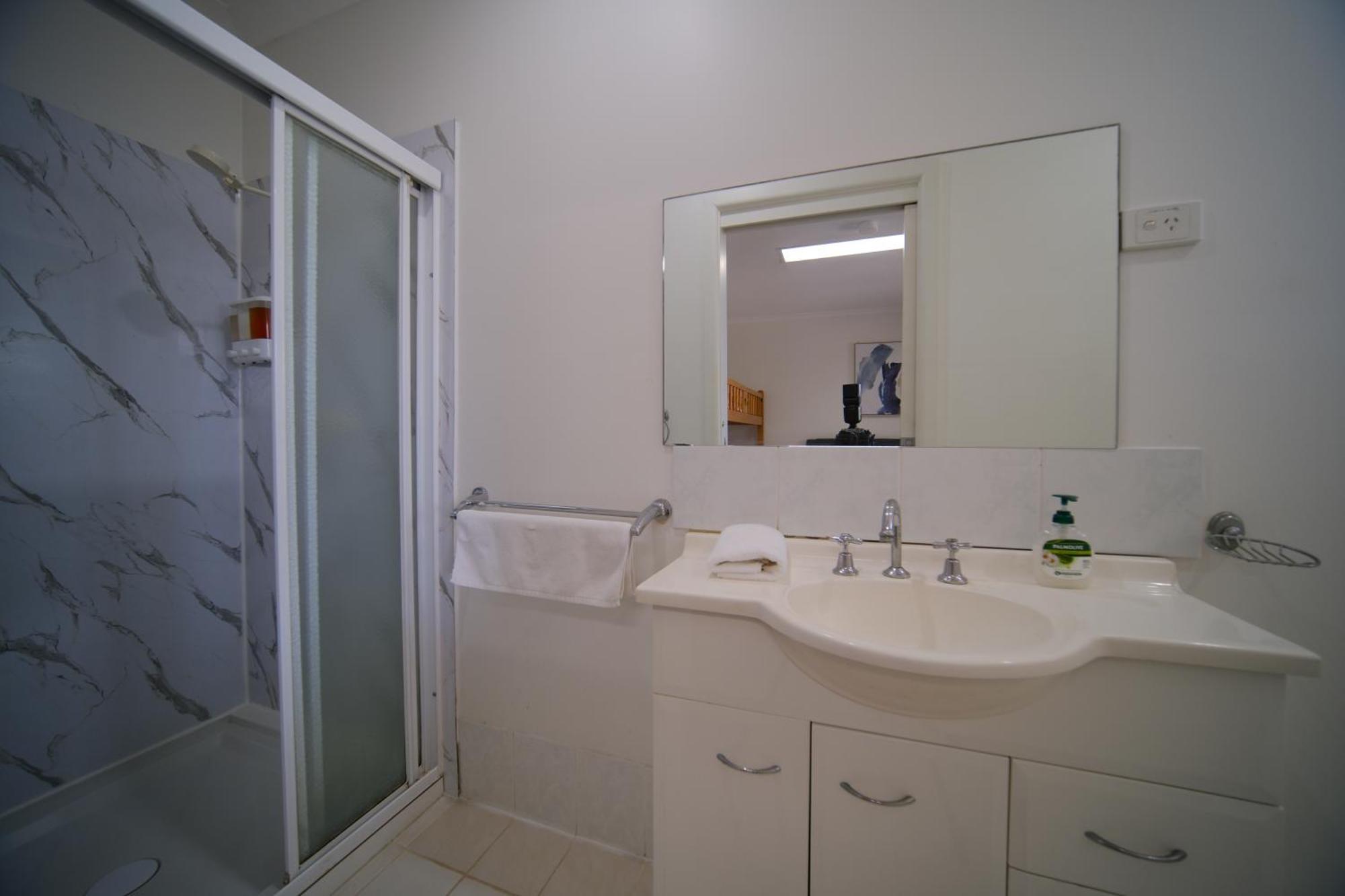Golf Place Inn Wollongong Primbee Ngoại thất bức ảnh